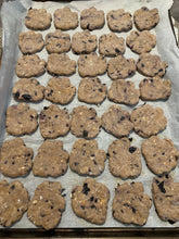 Load image into Gallery viewer, Cousin Dixie's PB&B Paws -  All Natural Home Baked Dog Treats