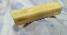 Load image into Gallery viewer, Dog Cheese Chew - Medium - Himalayan Style Cheese Chew