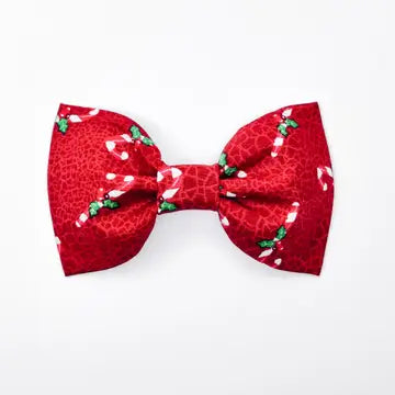 Crinkle Candy Cane Stripe Dog Bow Tie