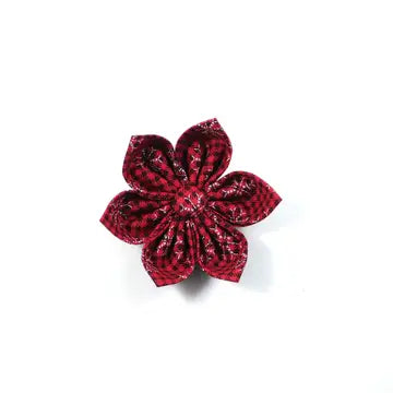 Red Snowflakes Dog Collar Flower