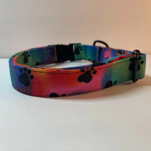 Load image into Gallery viewer, Tie Dye Paw Collar and Leash
